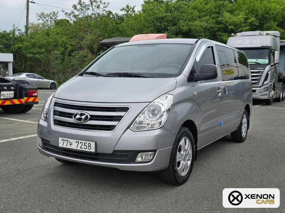 Hyundai Starex