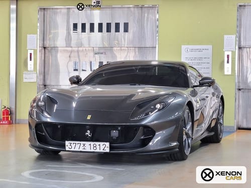 Ferrari 812