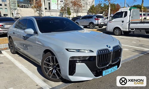 BMW i7